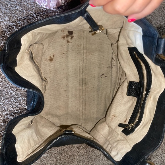 Black Gucci tote bag with gold hardware - Picture 5 of 15